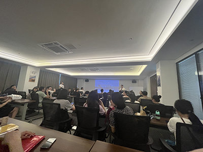 Seminários de treinamento para o departamento de vendas de fitas Youyi da Fujian